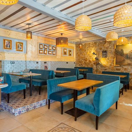 Logis Hotel Beausejour Berre-les-Alpes Экстерьер фото